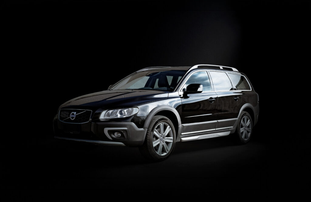 V*LVA | Ideal production vehicle for talent and crew transport